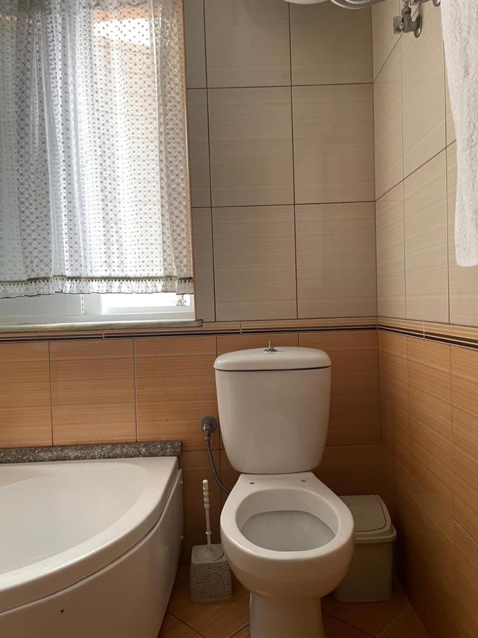 Apartament Elion Gjirokastra Zewnętrze zdjęcie